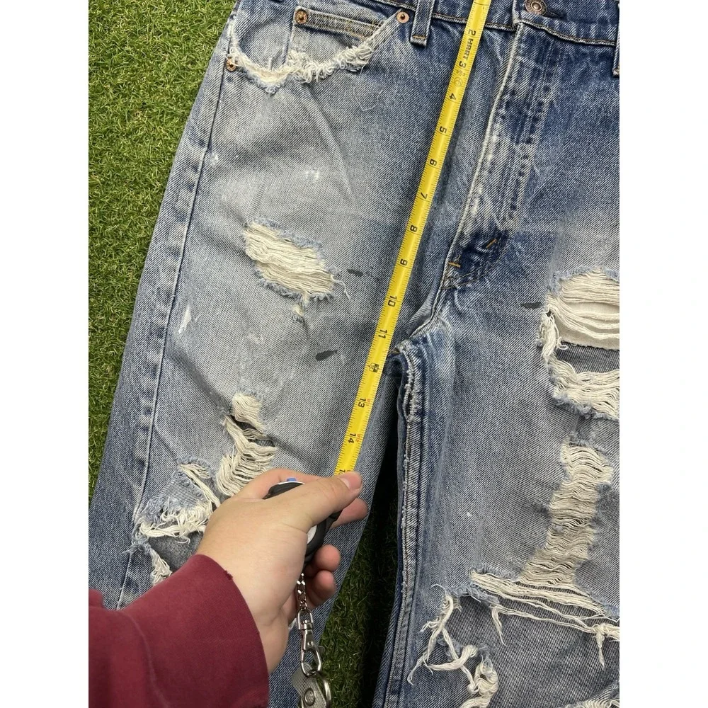 Levis shop confidence